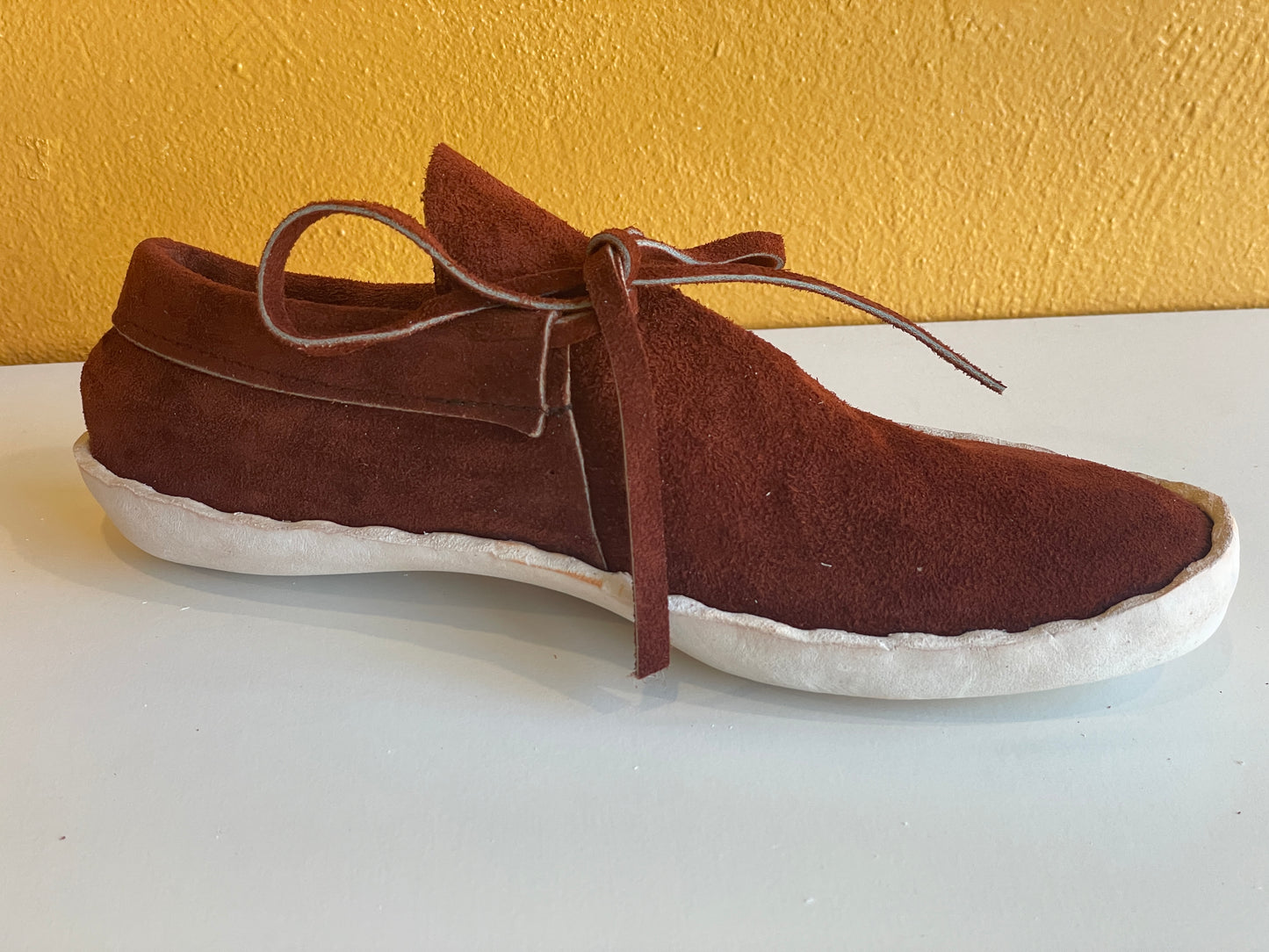 Men's Taos Navajo Style Low-cut Moccasin. Rust